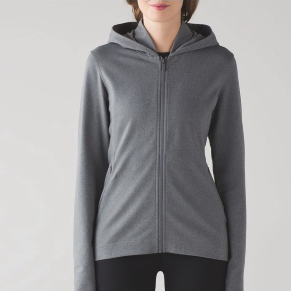 Like new! lululemon athletica Wander Hooded Jacket Gray Heather Slate Zip Size 4
